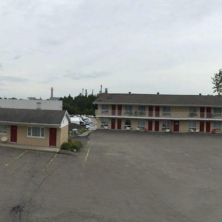 Hotel Motel Hospitalite Леві Екстер'єр фото